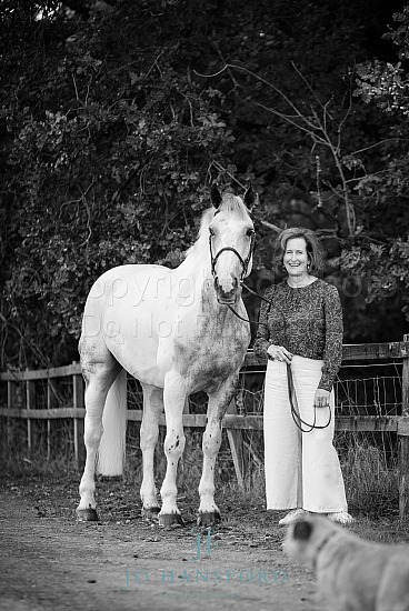 Antonia & Grace